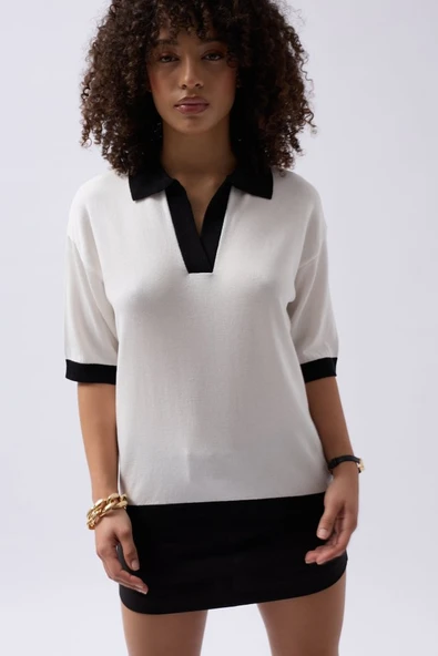 V Yaka Dokulu T-Shirt - Resim 3