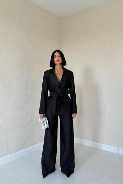 Siyah Beli Kuşaklı Ceket Ve Pantolon Parlak Takım ürün görseli