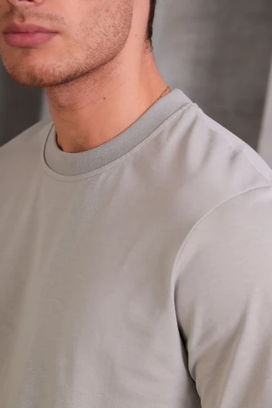 Erkek Relax Fit Bisiklet Yaka %100 Pamuk Rahat Kesim Basic Tişört - Resim 3