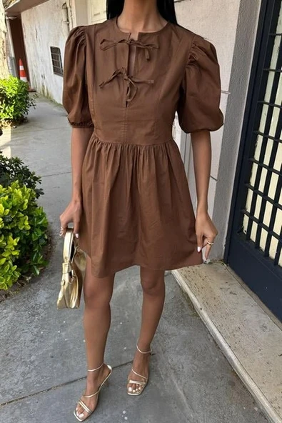 Önü Fiyonk Bağlamalı Ve Balon Kollu Elbise 2893 - Resim 3