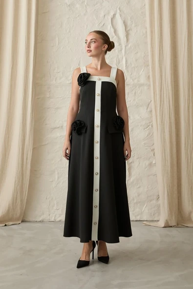 Siyah Güllü Askılı Elbise ürün görseli