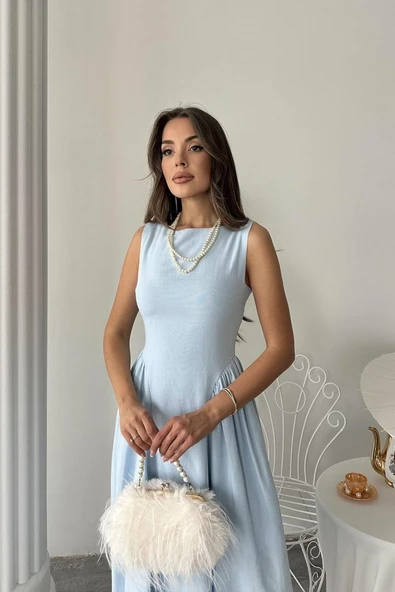 Mavi Yanları Büzgülü Midi Boy Keten Elbise - Resim 4