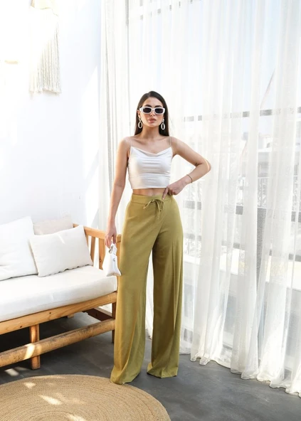 Keten Önü Çapraz Parçali Lasti̇kli̇ Ve Bağcikli Geni̇ş Paça Pantolon ürün görseli