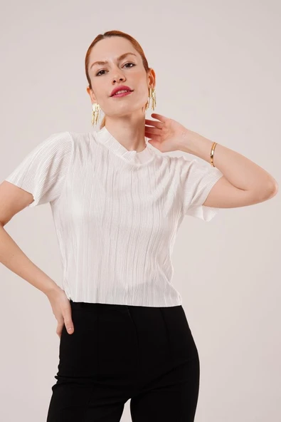 Fitilli Kısa Kollu Parlak Beyaz Bluz - Resim 4