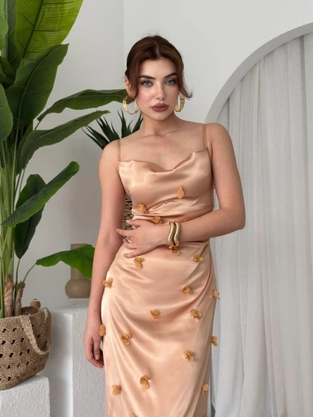 Dora Çiçek Detaylı Elbise - Resim 4