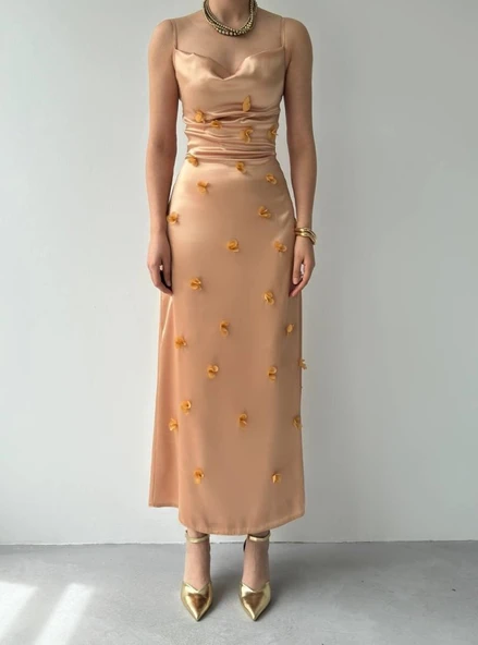 Dora Çiçek Detaylı Elbise - Resim 2