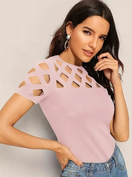 Kadın Kısa Kollu Baklava Desen Lazer Kesim Ithal Krep Bluz - Resim 2