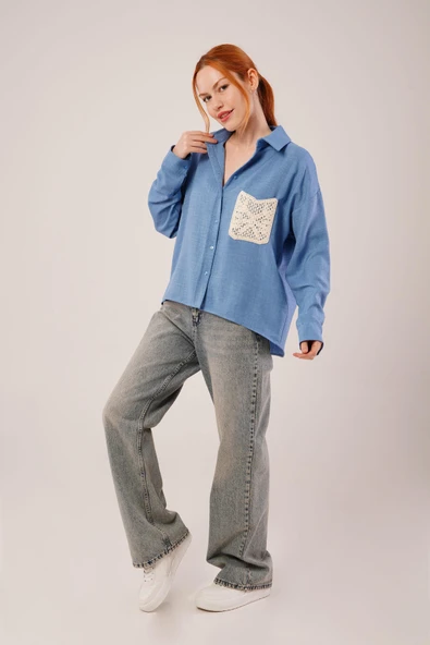 Etnik Cep Detaylı Mavi Gömlek - Resim 4