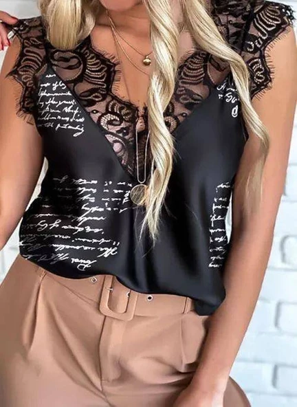 Kadın Mektup Desenli Dantel Detaylı Mikro Kumaş Bluz ürün görseli