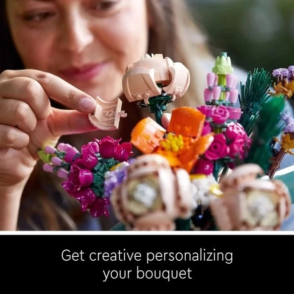 LEGO Icons Flower Bouquet (756 Pieces) - 3