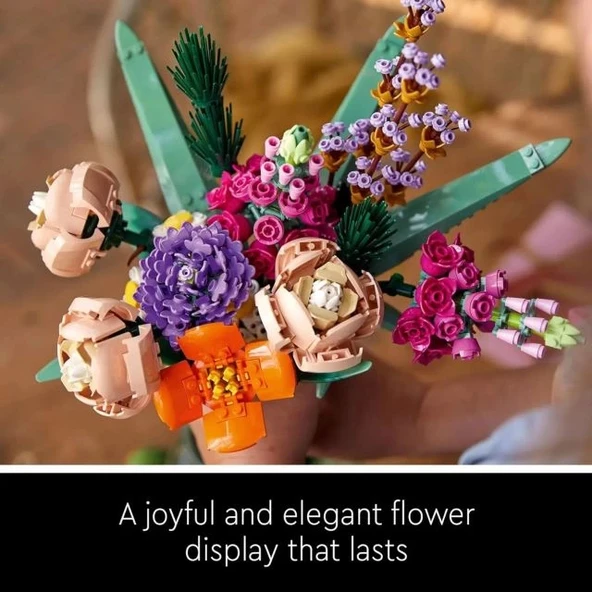 LEGO Icons Flower Bouquet (756 Pieces) - 2