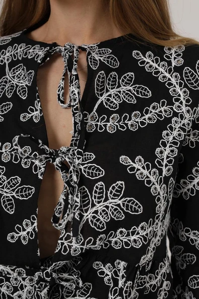 Fiyonk Bağlamalı Brode Bluz - Siyah - Resim 4