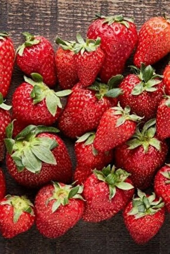 Çilek Kokusu Mum Esansı 15 Cclik, Yağ Bazlı Mum Esansı, Mum Yapım Malzemesi - 2