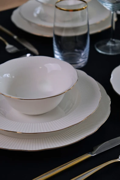 Tabak Evi Porselen İlay Yemek Takımı Altın Yaldızlı 6 Kişilik 24 Parça - 4