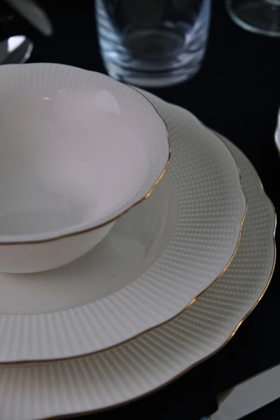 Tabak Evi Porselen İlay Yemek Takımı Altın Yaldızlı 6 Kişilik 24 Parça - 5