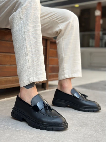 Pabucmarketi Püsküllü Kemer Detaylı Erkek Casual Ayakkabı SİYAH (SİYAH TABAN) ürün görseli