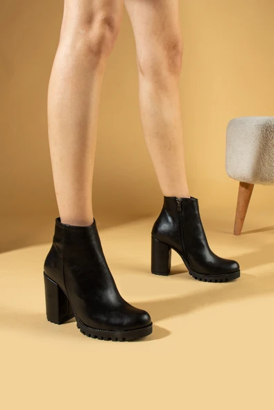 Pembe Potin Yuvarlak Burunlu Trak Tabanlı Orta Topuklu Fermuarlı Kadın Bot 51-404-23Cilt - Resim 6