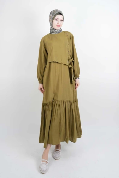 Tesettür Elbise Çift Düğme Detaylı Yandan Bağlamalı Modal Elbise Yeşil