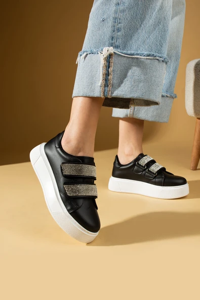Pembe Potin Çift Bant Taş Detaylı Kalın Taban Kadın Sneaker 001-8282-24 - 2