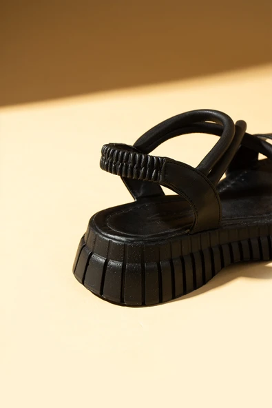 Yüksek Taban Tek Bant Lastikli Kadın Sandalet 031-412-24 - Resim 8