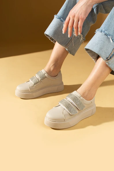 Pembe Potin Çift Bant Taş Detaylı Kalın Taban Kadın Sneaker 001-8282-24 - 10