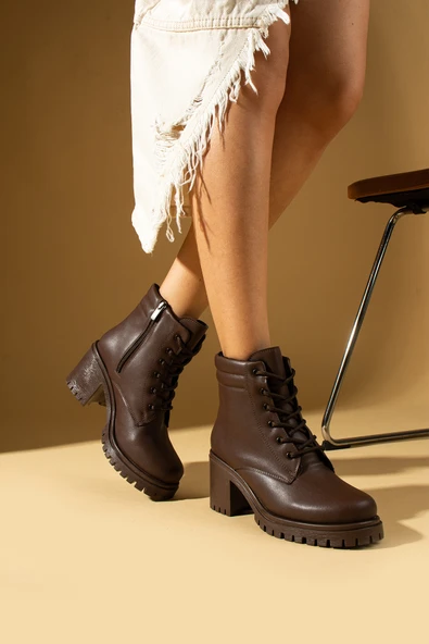 Pembe Potin Yüksek Taban Bağcıklı Yandan Fermuarlı Kadın Bot 57-222-24 - Resim 8