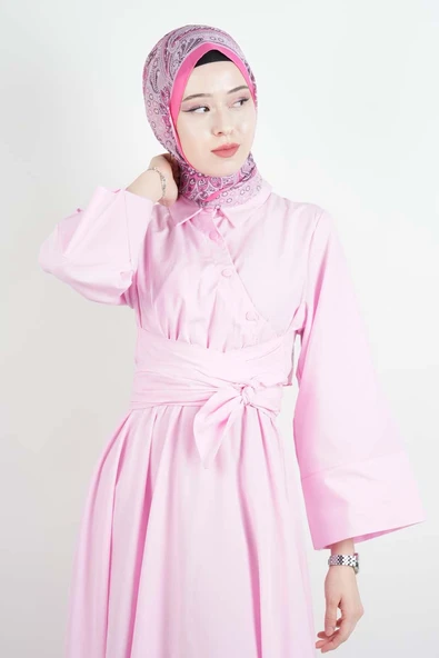 Tesettür Elbise Çapraz Düğmeli Dolama Kuşaklı Poplin Elbise Pembe - 3