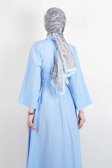 Tesettür Elbise Çapraz Düğmeli Dolama Kuşaklı Poplin Elbise Mavi - 4