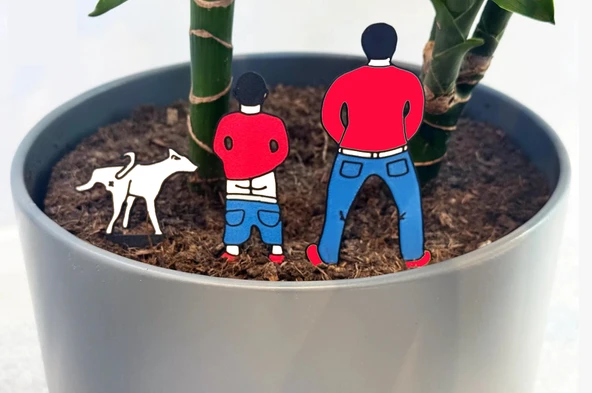 Komik Saksı Süsü (3'lü) Çiş Yapan Adam ve Köpek Figürü Renkli Bahçe Bitki Dekoru