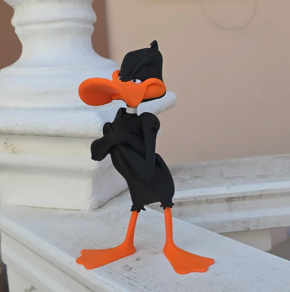 Daffy Duck Figürü 21cm  Looney Tunes Karakter Oyuncağı ve Dekoratif Biblo - 1