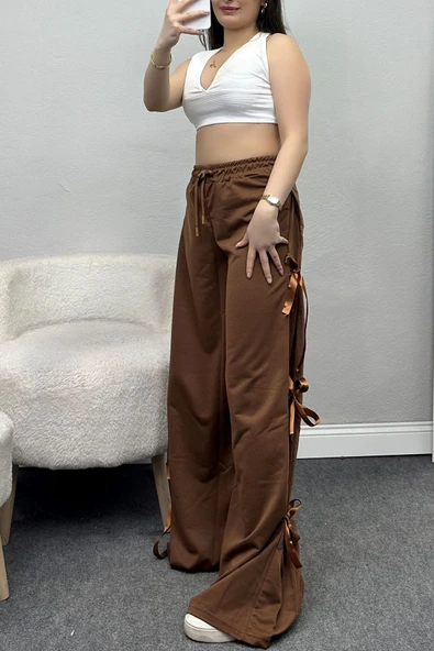 Kurdele Detaylı Eşofman Altı Acıkahve ürün görseli