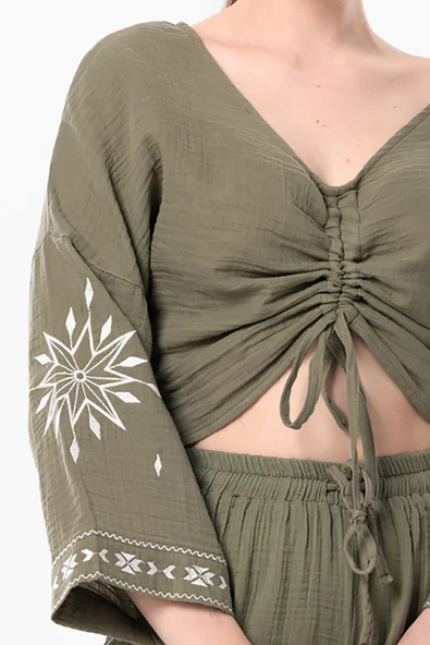 Uzun Kol Günışığı Büzgü Detaylı Yazlık Müslin Bluz Haki Hk 2XL-3XL Haki - Resim 3