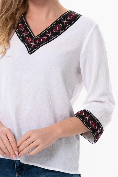 Truvakar Kol V Yaka Nakışlı Talya Şile Bezi Yazlık Bluz Beyaz Byz XL Beyaz - Resim 3