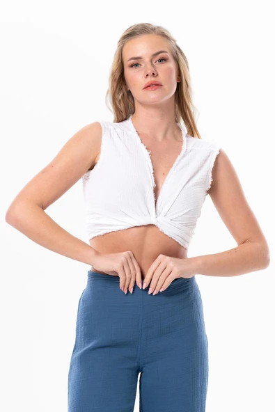 Kolsuz Deren Bel Bağlamalı Yazlık Müslin Bluz Beyaz Byz XS Beyaz ürün görseli