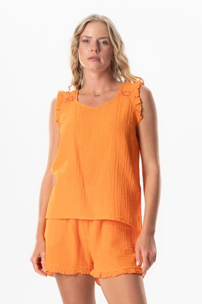 Kolsuz Fırfır Detaylı Duru Oval Yaka Müslin Yazlık Bluz Turuncu Trnc L Turuncu