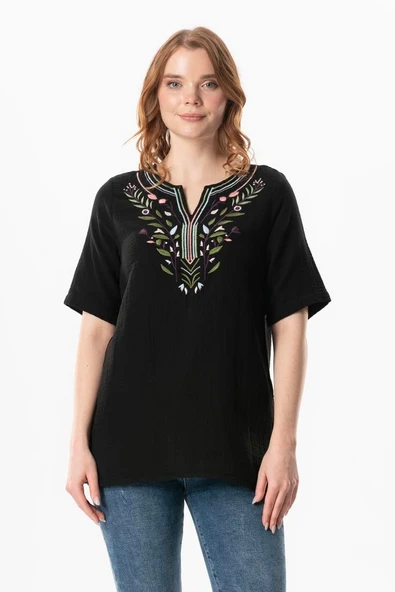 Kısa Kol Çiçek V Yaka Nakışlı Müslin Yazlık Bluz Siyah Syh L/XL Siyah ürün görseli