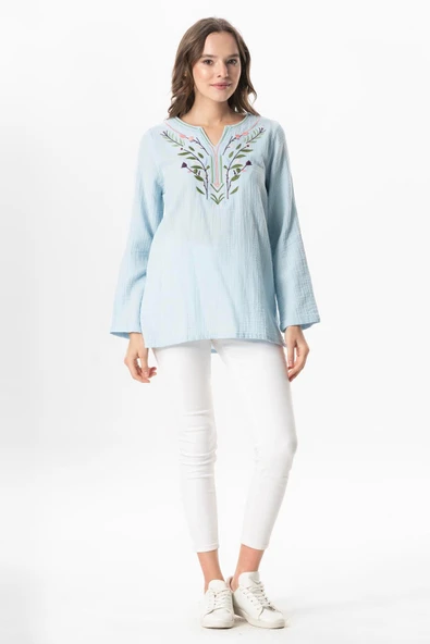 Uzun Kol Çiçek V Yaka Nakışlı Müslin Yazlık Bluz Buz Mavi Bmv 4XL/5XL Buz Mavi - Resim 6
