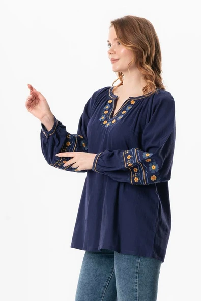 Uzun Kol Şile Bezi Gülruh V Yaka Nakışlı Bluz Mor Mor 2XL-3XL Mor - Resim 4