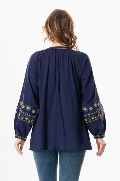 Uzun Kol Şile Bezi Gülruh V Yaka Nakışlı Bluz Mor Mor L/XL Mor - Resim 2