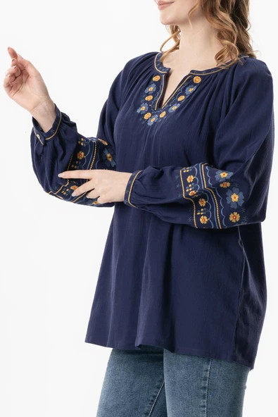 Uzun Kol Şile Bezi Gülruh V Yaka Nakışlı Bluz Mor Mor 2XL-3XL Mor - Resim 3