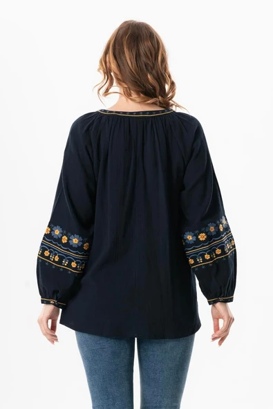 Uzun Kol Şile Bezi Gülruh V Yaka Nakışlı Bluz Lacivert Lcvt L/XL Lacivert - 2