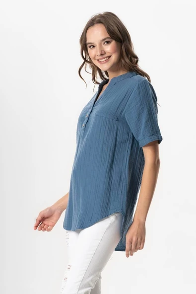 Kısa Kol Gülgün V Yaka Müslin Yazlık Bluz İndigo indg 2XL-3XL İndigo - Resim 4