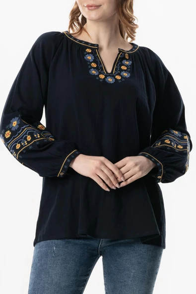 Uzun Kol Şile Bezi Gülruh V Yaka Nakışlı Bluz Lacivert Lcvt 2XL-3XL Lacivert - Resim 3