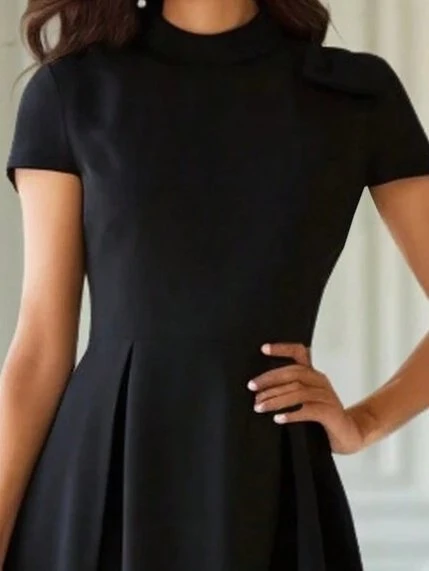 Kadın Kısa Kollu Yarı Balıkçı Yaka Pileli Janjan Krep Midi Elbise - Resim 2