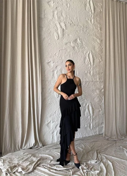 GÜLLÜ ELBİSE ASİMETRİK KATLI - Siyah - Resim 4