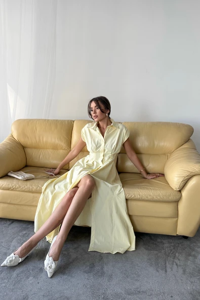 KOLSUZ VATKALI ÖNDEN DÜĞMELİBEL PENS DETAYLI POPLİN ELBİSE - Sarı - Resim 4