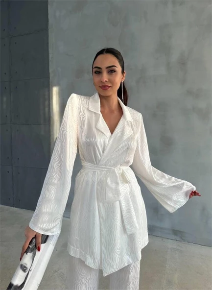 VİSKON JAKARLI BAĞLAMALI GÖMLEK - PANTOLON TAKIM - Beyaz ürün görseli