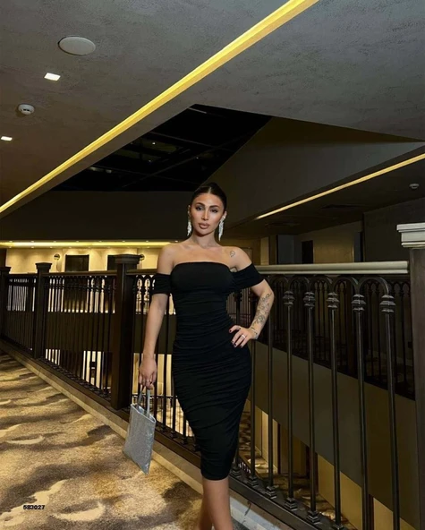 Kadın Madonna Yaka Sandy Kumaş Büzgü Detay Midi Boy Elbise - Resim 2