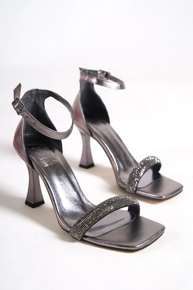 Platin Gri Taşlı Tek Bant Topuklu Abiye Ayakkabı - Toffy - Resim 4
