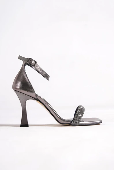 Platin Gri Taşlı Tek Bant Topuklu Abiye Ayakkabı - Toffy - Resim 2